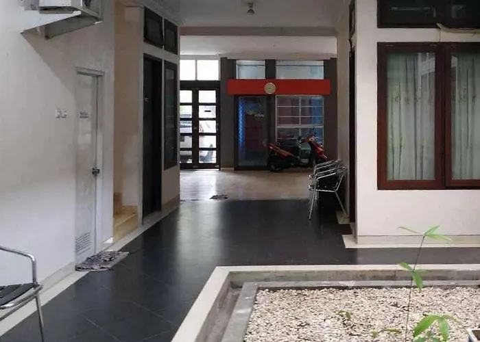 Wisma Srikandi Redpartner Malang