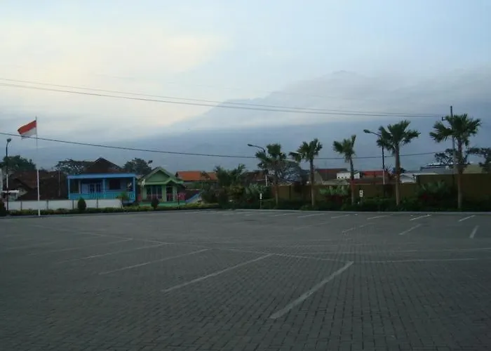 Batu Wonderland & ResortHotel Malang